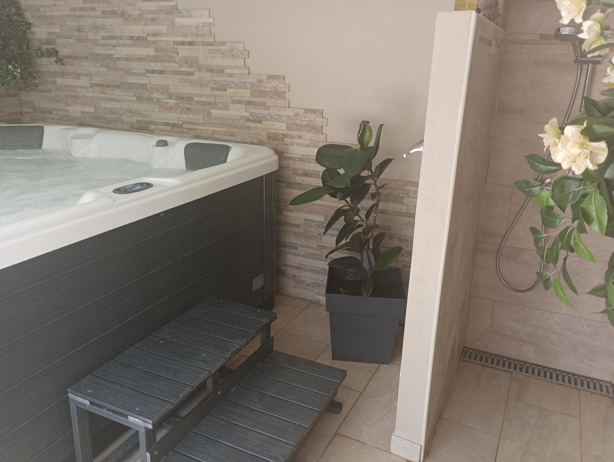 Mimilou Mont St Loup Piscine Privee Appartement Agde Kamer foto