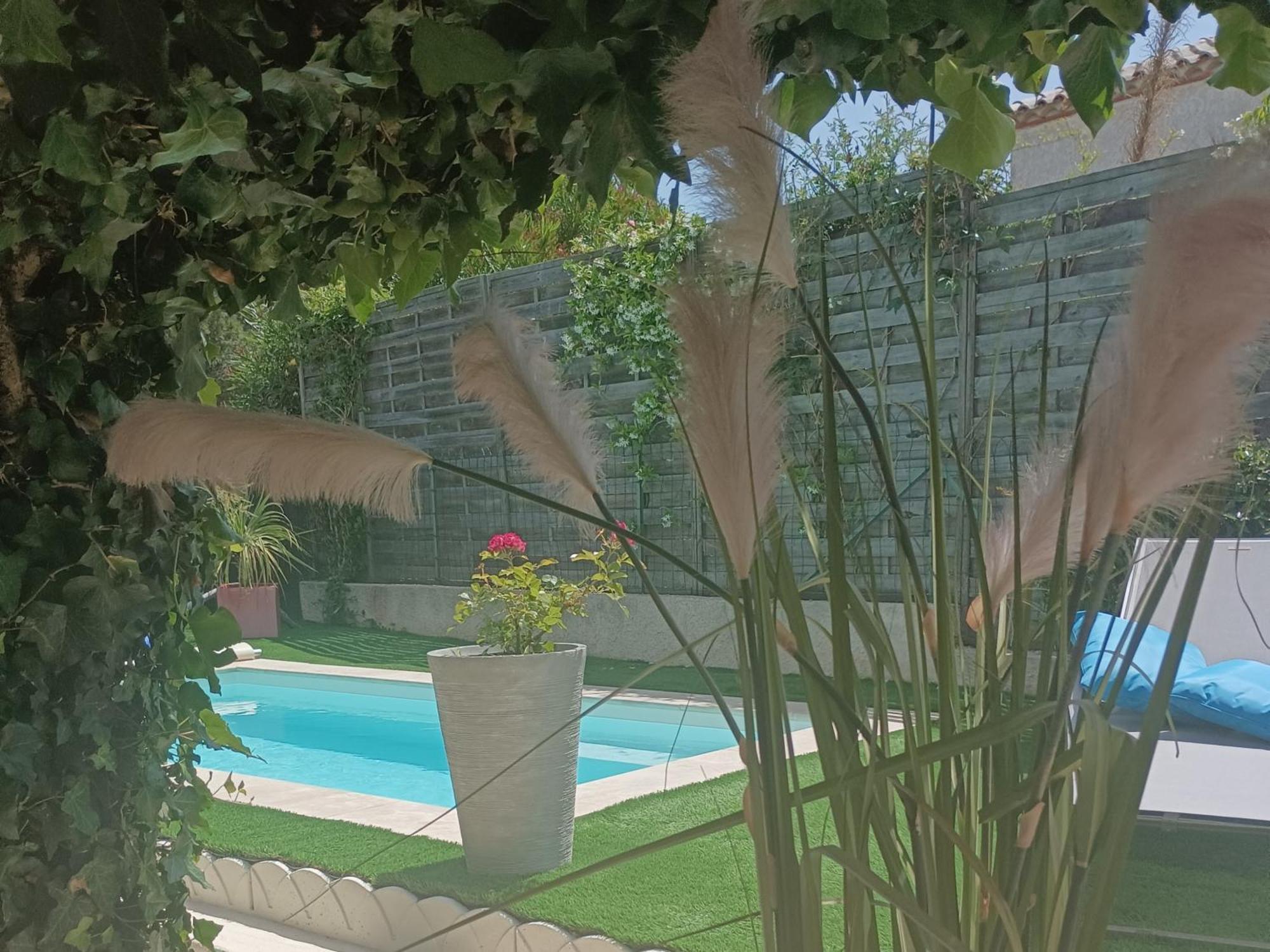 Mimilou Mont St Loup Piscine Privee Appartement Agde Kamer foto